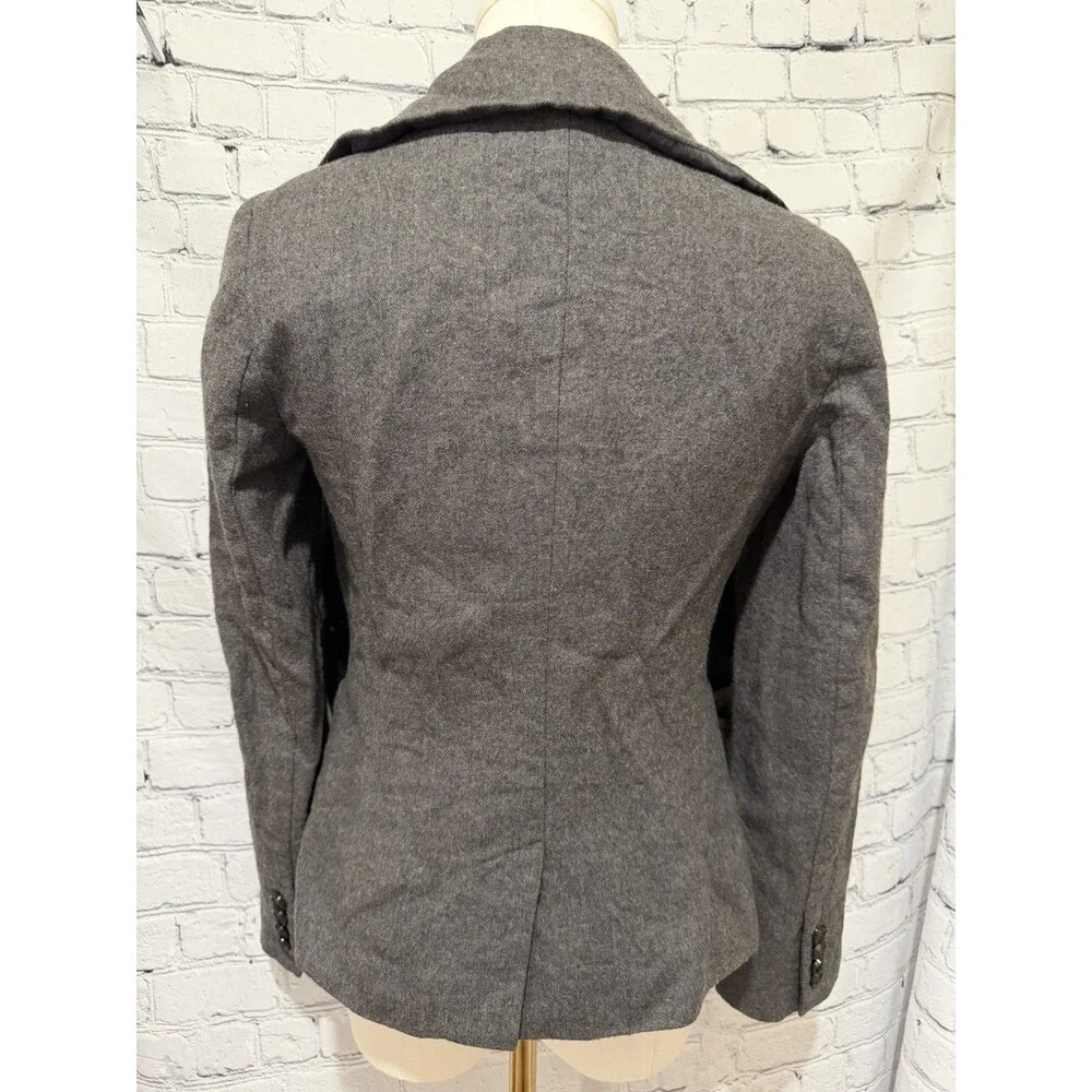 TALBOTS Women’s Gray Blazer Jacker Wool Blend Suit Business Size 2